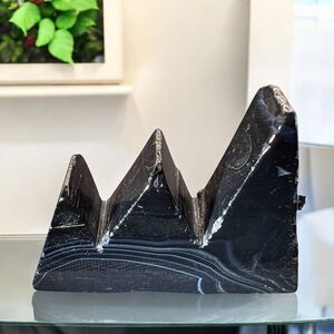 Black Agate Quartz Crystal Mountain Carving (#6)‎